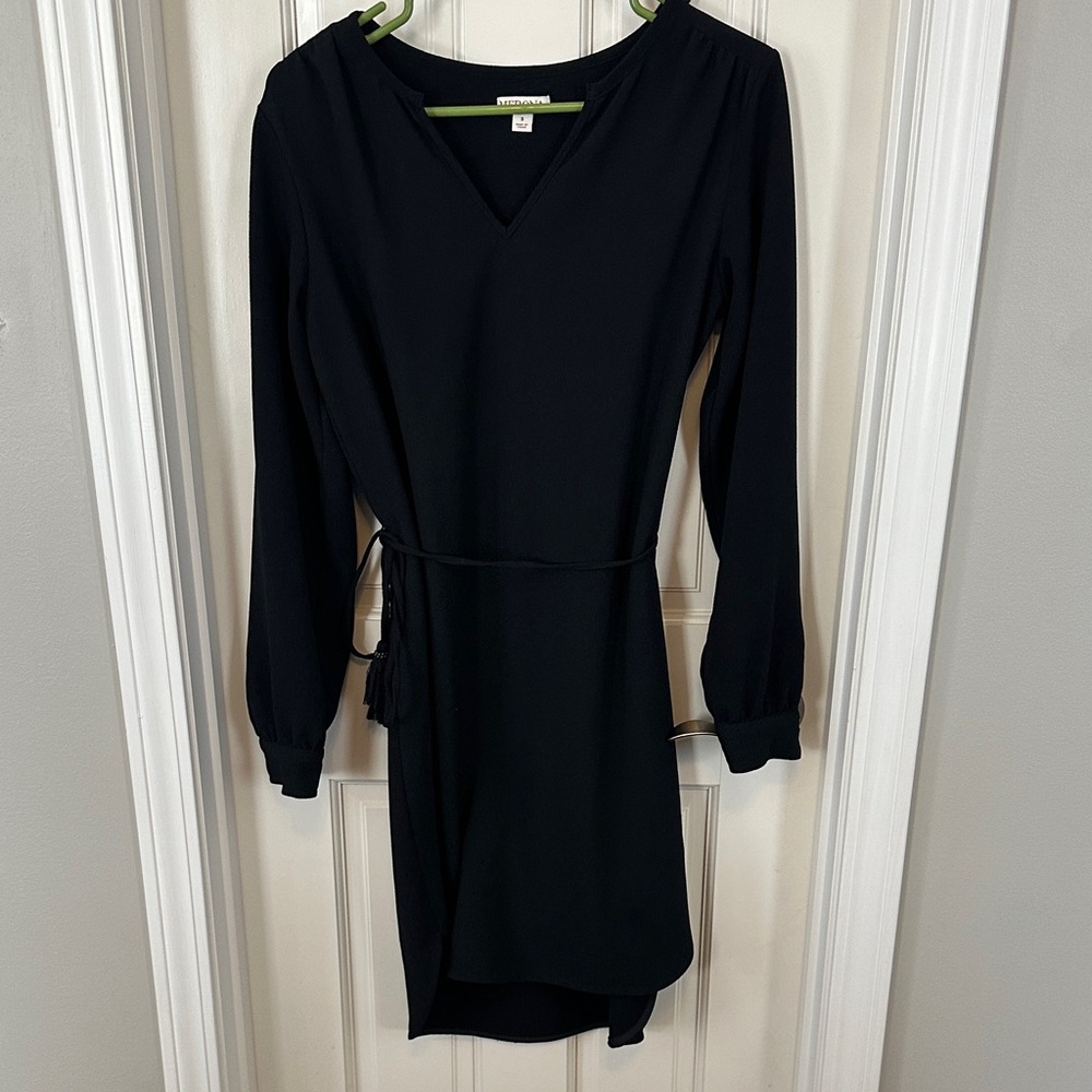 Elegant Black Long Sleeve Dress